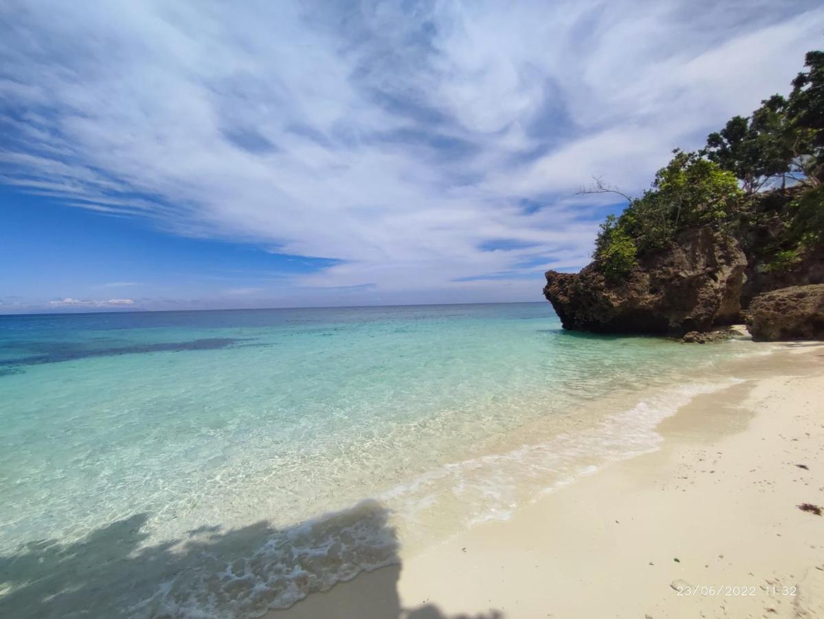 Bugnaw Si-E Beach Resort Бохол Экстерьер фото